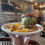 L.A.GARAGE3 - 『Fresh Vegetable Burger¥1,200』 『Patty¥500』 ※ランチドリンク付