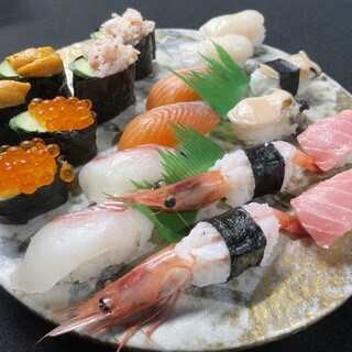 人氣壽司配料無限暢吃！您最喜歡的套餐4,200 日元起
