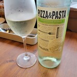 オリーブの丘 - PIZZA&PASTA　シャルドネプーリア（白）