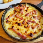 オリーブの丘 - フリコのスキレット焼き～モッツァレラチーズとマッシュポテト～