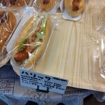 ベーカリー Roti - ハリッサ