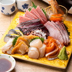 Assorted 5 pieces of sashimi