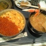 ぺりーのいくら丼 - うに・いくら丼＆かに汁