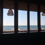 Ninai - 目の前には真っ青な稲村ヶ崎の海の眺望