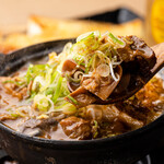 Enomaru Sakaba's specialty: Stewed beef offal