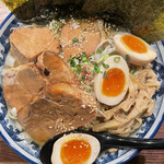 和風楽麺 四代目 ひのでや - ひのでやラーメン。全部のせ大盛