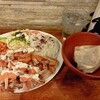 ケバブカフェ エルトゥールル - ケバブプレート1200円(税込)とオマケの皮