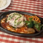 ハンバーグレストランHACHI - トマトとチーズのイタリア風1,430円（税込）