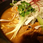 麺酒房 龍安 - カイワレ大根