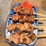 もつ焼 もつ福 - もつ焼き　カシラ、ハツ