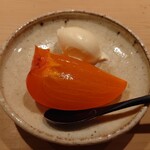 愚直に - 奈良の完熟の大四郎柿と杏仁豆腐