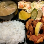 喫茶マック - ランチ　700円　ご飯少なめ