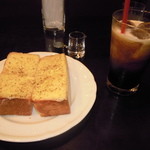 宮越屋珈琲 - 冷たいコーヒーとチーズトースト！