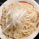 幸楽苑 - 〆の中太中華麺  白髪ネギが良い