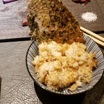 新宿 鉄板焼き YOKOTA - おこげの屏風付き。崩して混ぜて食べます。