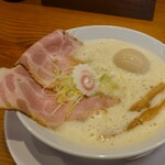 小路カフェ - 鶏そば（濃い味）+味玉