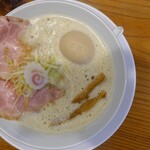 小路カフェ - 料理写真:鶏そば（濃い味）+味玉