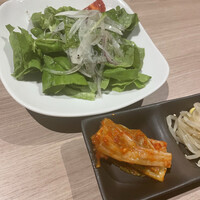近江うし 焼肉 にくTATSU 青山本店 - 