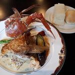 ステーキ・洋食のTANTO屋 - 鯛と魚介のポワレ　2022.9