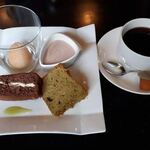 ステーキ・洋食のTANTO屋 - デザートとコーヒー　2022.12