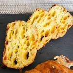 BLUE POPPY Bakery - チェダービスケット