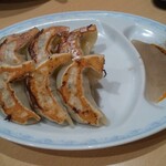 青木屋 - 餃子  450円