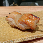 焼き鳥 幸羽 - もも　雌雄　食べ比べ