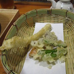 陶千矛 - とろろ定食に追加（？）した天ぷら。