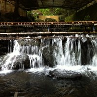 ひろ文 - 水の流れも涼しげな川床
