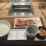 Yakiniku Raiku - 