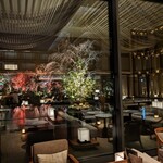 HOTEL THE MITSUI KYOTO a Luxury Collection Hotel & Spa - ライトアップされた中庭