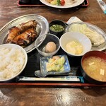 ももどり駅前食堂 - 