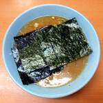 極楽汁麺 らすた - 着丼時ののり被せ