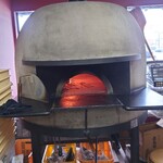 ピッツェリア・ゴンザ - ピザの石窯