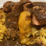 カレーの多か喜家 - 卵黄を割る時エクスタシーを感じてしまいます