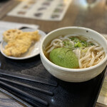 太常うどん - アボカドうどん、蓮根、鶏天