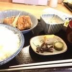 いまゐ - ランチ　銀むつの煮魚、冷奴、小鉢、みそ汁