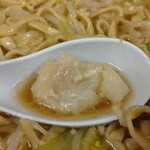 ラーメン二郎 - アブラもとろける