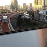 ラーメン二郎 - モノレールで一駅で浜松町