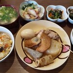 192078953 - とにかくすごい日替わり定食￥850。