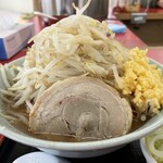 ラーメン もっけだの - 『ラーメン普通ニンニク野菜マシマシ』