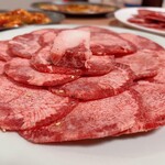 焼肉館 - 