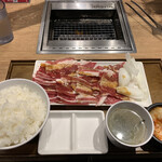 Yakiniku Raiku - 