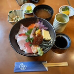 Tembi Nya - 海鮮丼