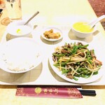 中華料理福臨門 - 牛肉とピーマンの細切り炒め定食