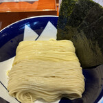 つけそば 神田 勝本 - 特製濃厚煮干しつけそばの麺