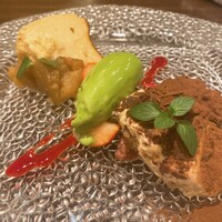 トラットリア イル レガーロ - 