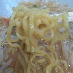 ガキ大将 - 味噌ラーメン　麺アップ