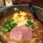 ラーメン札幌一粒庵 - 元気の出るみそラーメン（太麺）（小）
