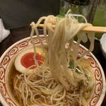 鳥田中 - あご出汁鶏そば、箸上げ